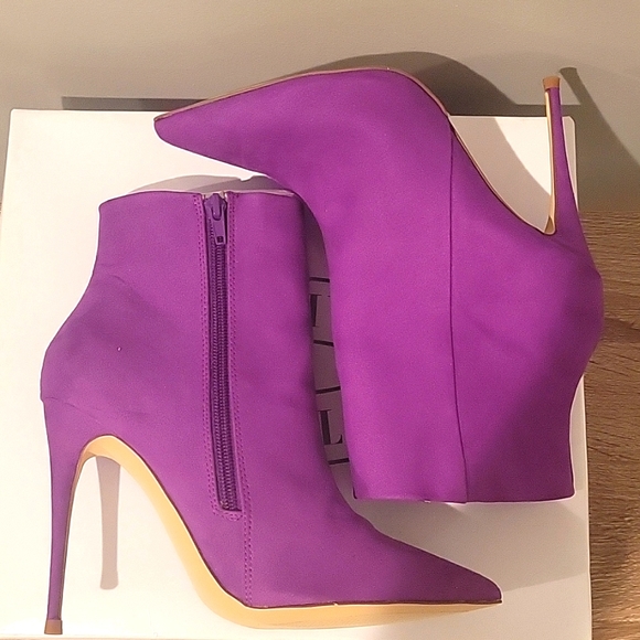 Steve Madden Bootie - Picture 5 of 6